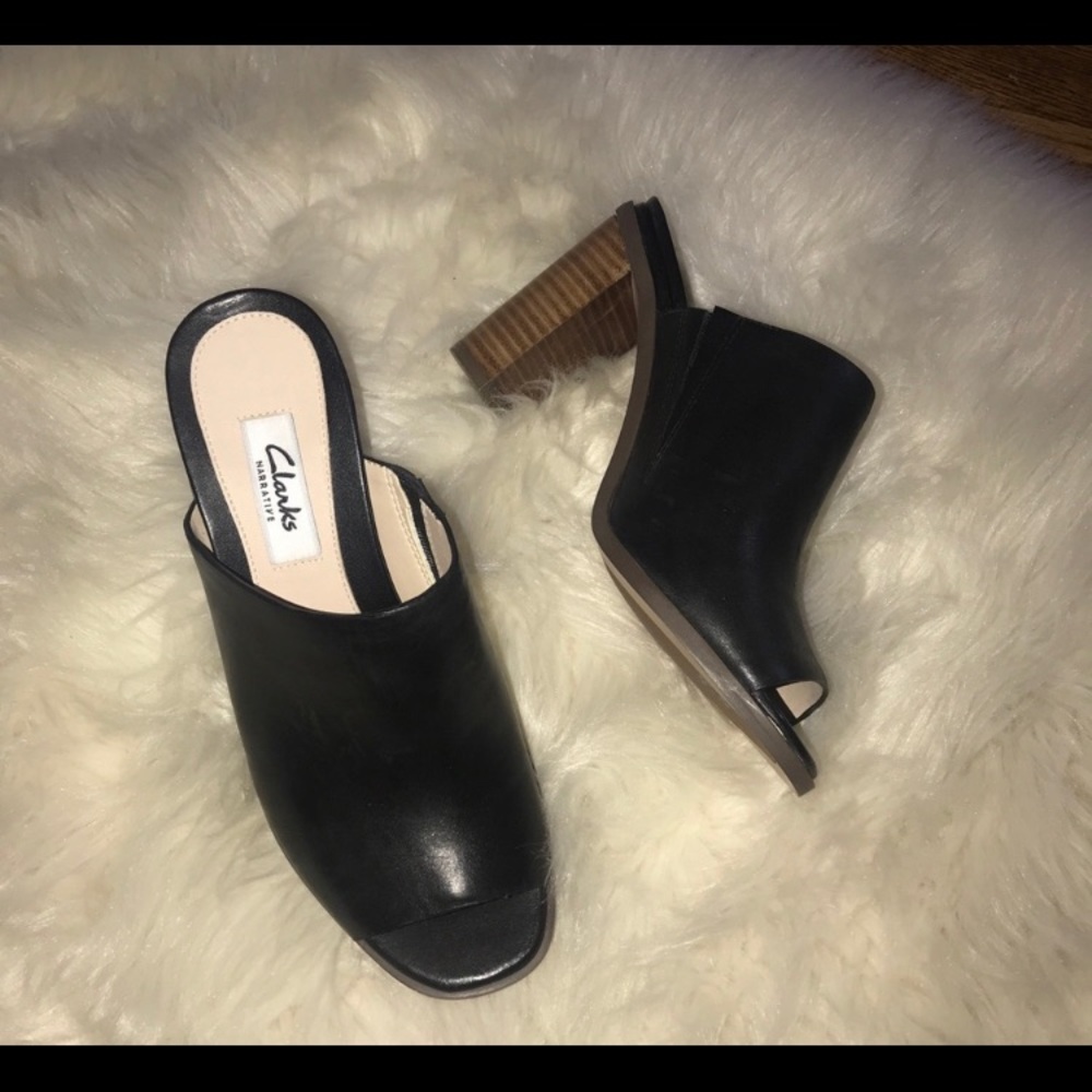 Clarks Narrative Black leather mule heel peep toe